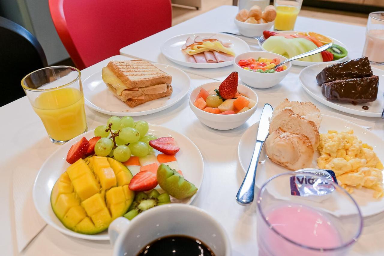 Hotel Ibis Budget Gonzaga Santos (Sao Paulo)